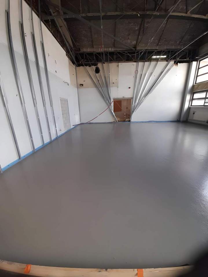 Pose d'une chape de ciment Paris