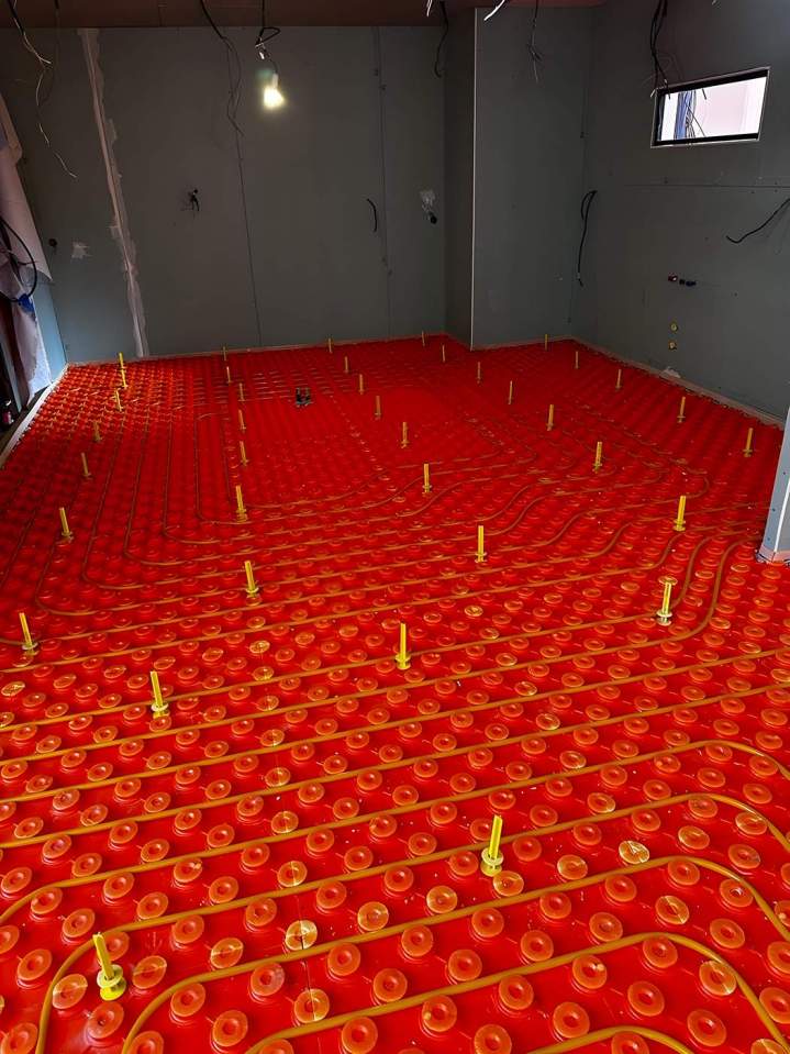 Mise en place d'un plancher chauffant hydraulique Paris