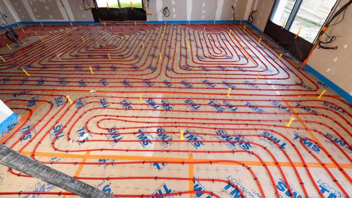 Coulage de chape sur plancher chauffant Paris